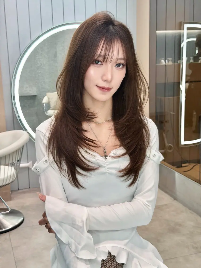 ロング ヘアアレンジ 顔まわりレイヤー 顔周りカット ハッシュカット 髪質改善 韓国風ヘア カット 縮毛矯正 トリートメント ヘアセット 大宮‎縮毛矯正🩵 レイヤー　佐藤和のヘアスタイル