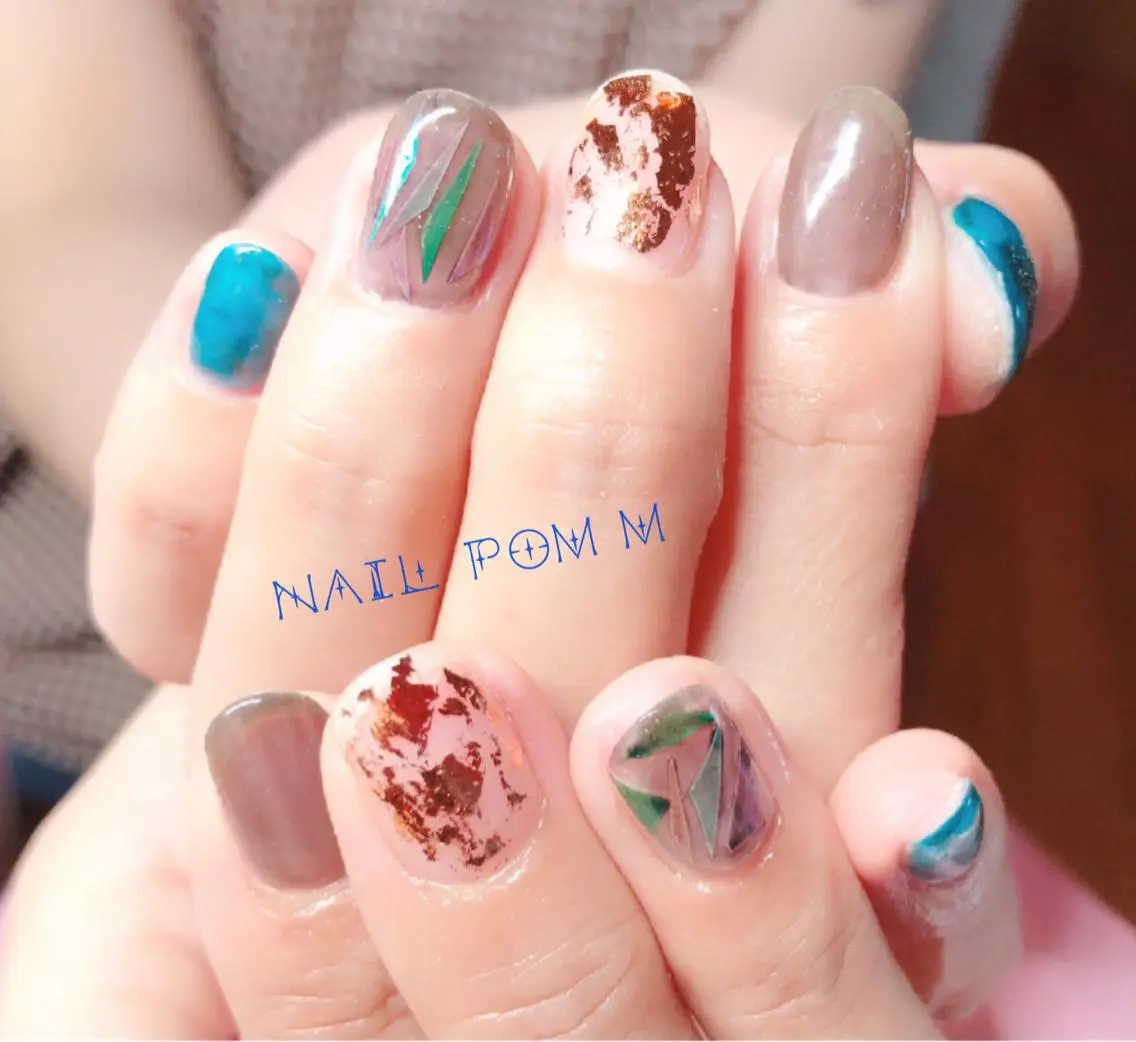 ネイル ニュアンスネイル naiL pom.Mのネイルデザイン