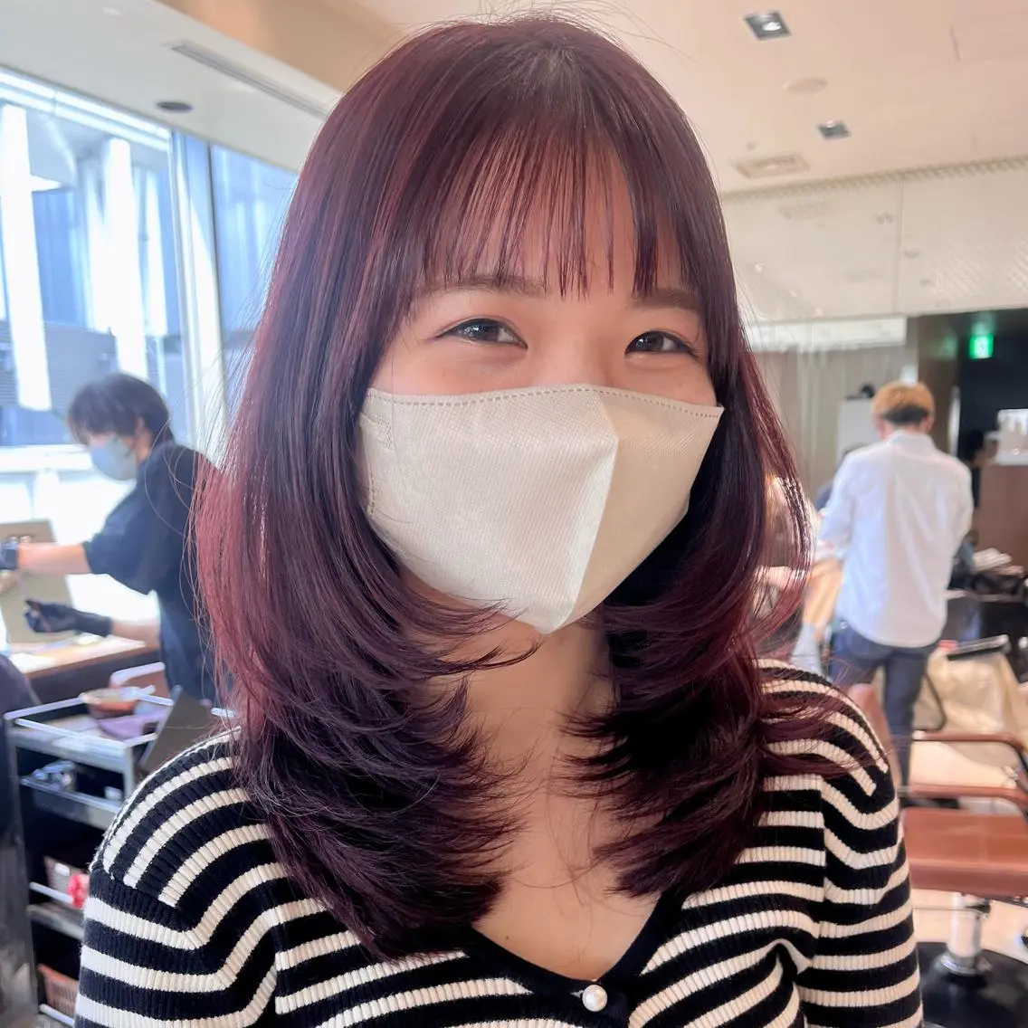 ミディアム カラー カシス ピンクカラー ハイレイヤー レイヤーカット 早朝セット☀️ レイヤー/Momoのヘアスタイル