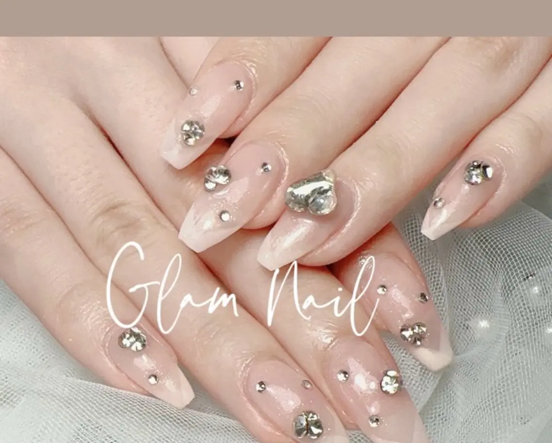 ネイル rina 💖長さ出し専門の店のネイルデザイン
