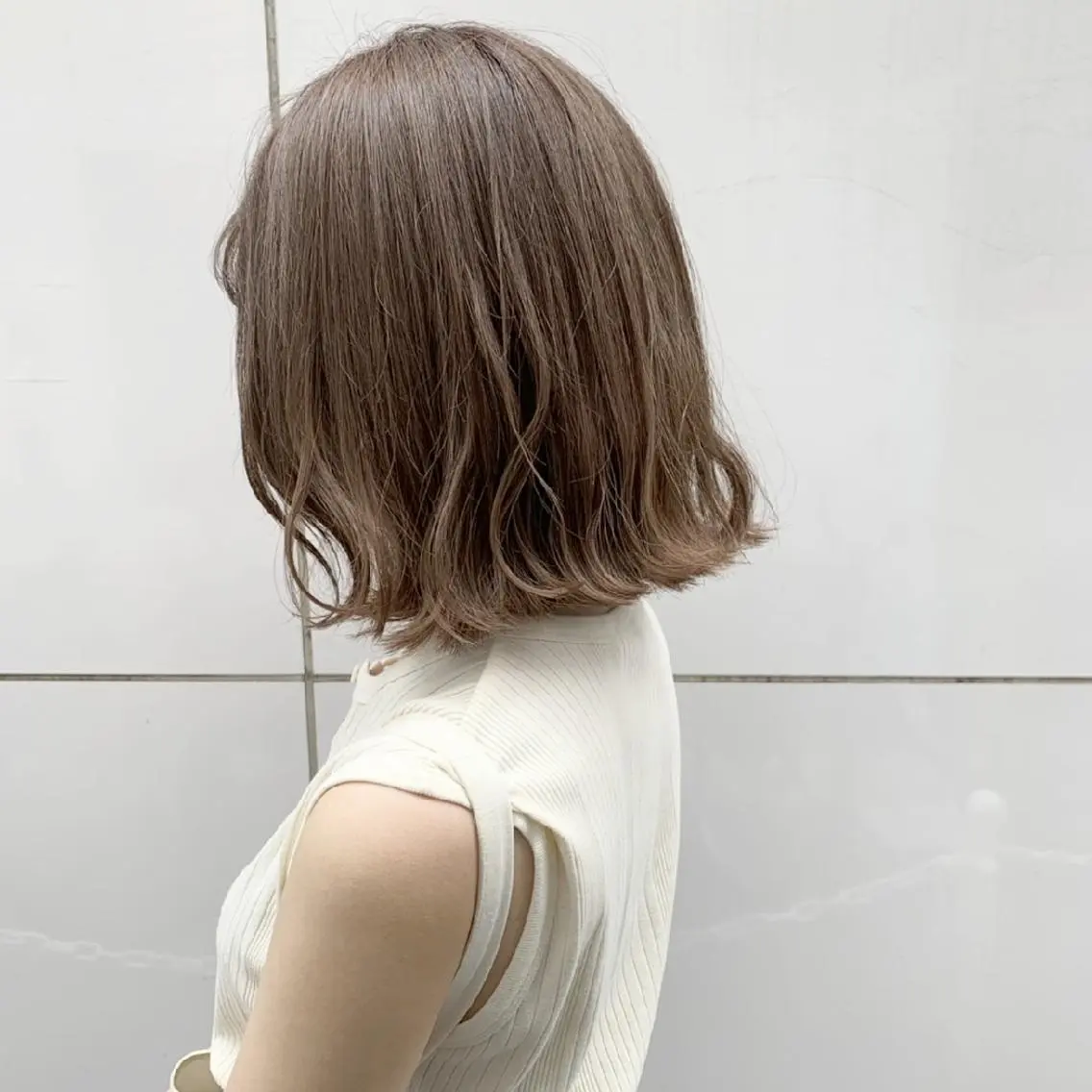 ミディアム カラー ヘアアレンジ ベージュカラー ミルクティーベージュ カット ヘアカラー トリートメント 竹内啓太 ボブのヘアスタイル