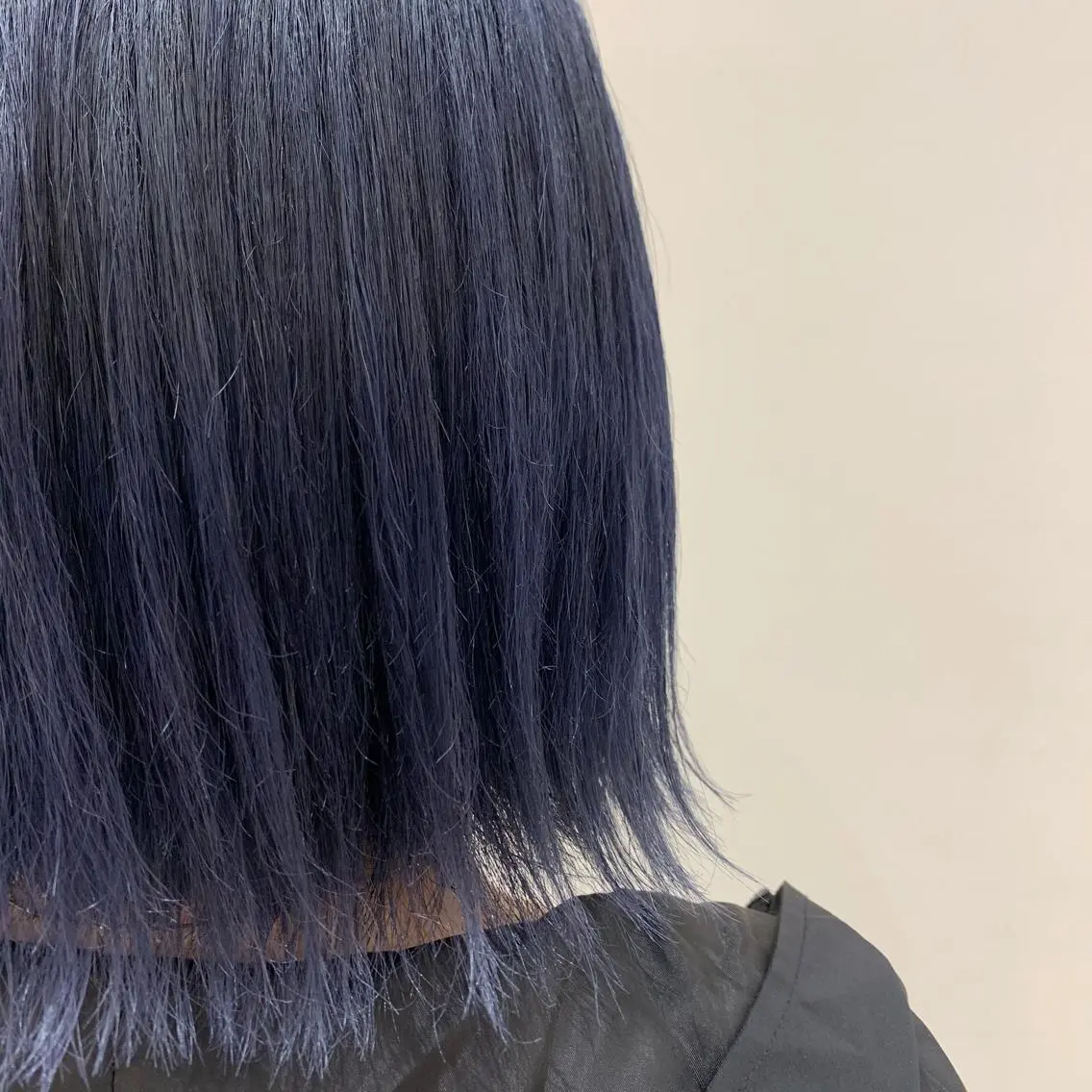 ショート カラー 佐藤 彩香のヘアスタイル