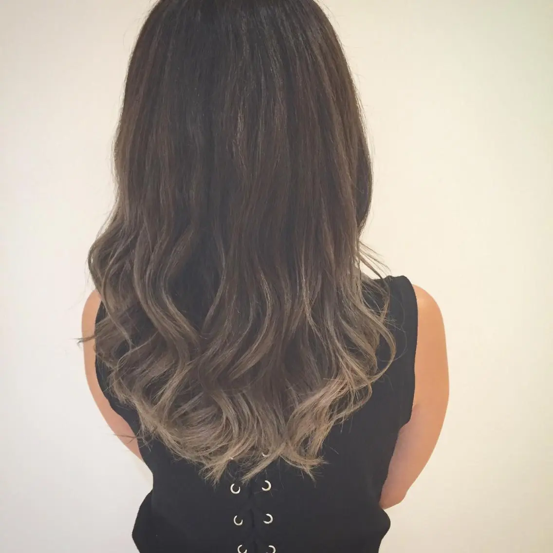 ミディアム セミロング ロング カラー パーマ グラデーションカラー 外国人風カラー ハイトーン×髪質改善 KENTAのヘアスタイル