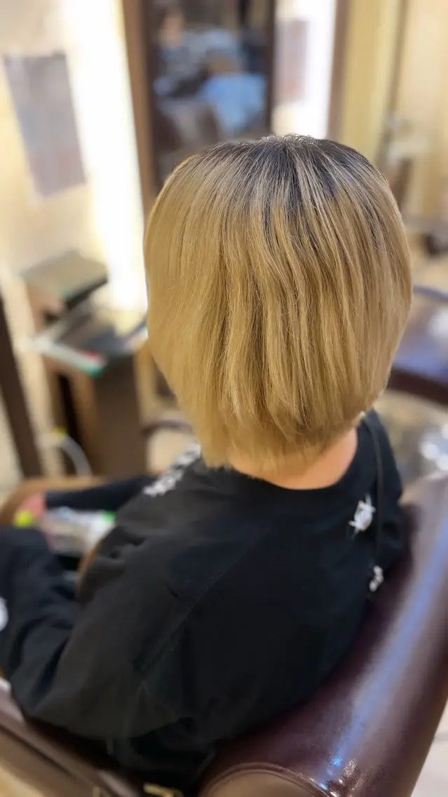 ミディアム 片岡 友輝のヘアスタイル