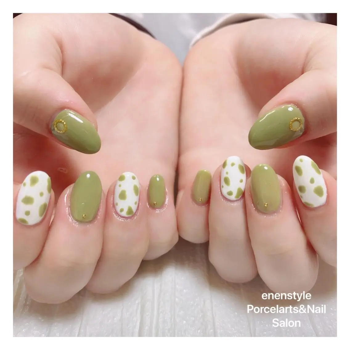ミディアム ネイル ハンドネイル 🐾enen style 🐾のネイルデザイン