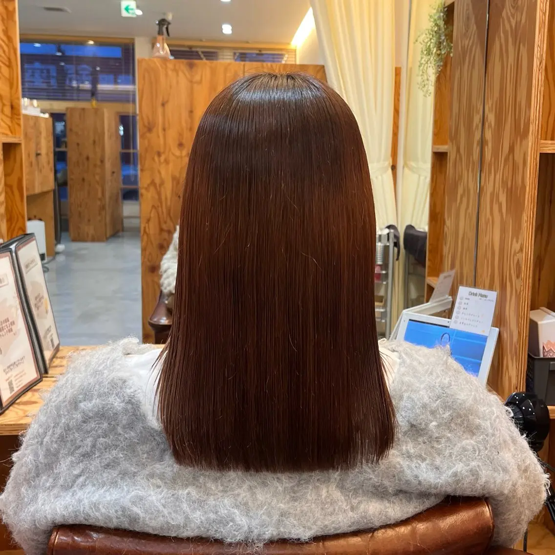 レディースミディアム（段なし、シャンプー＆ブロー込）の写真