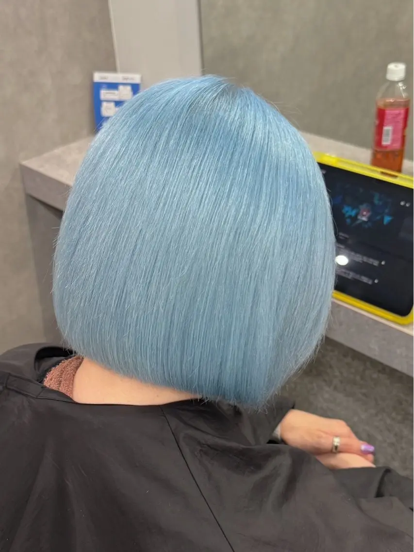 カラー ヘアカラー 伊藤 陽菜のヘアスタイル