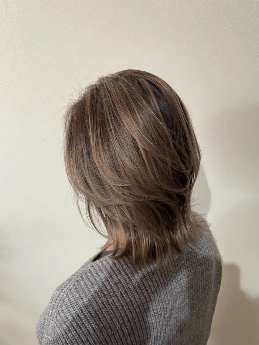 ミディアム カット ヘアカラー Re room. erikaのヘアスタイル
