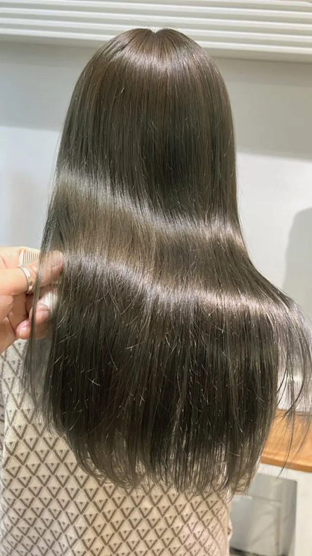 セミロング カラー ヘアアレンジ アッシュ オリーブアッシュ 髪質改善 パーマ 縮毛矯正 トリートメント 大宮/山口 竣也のヘアスタイル