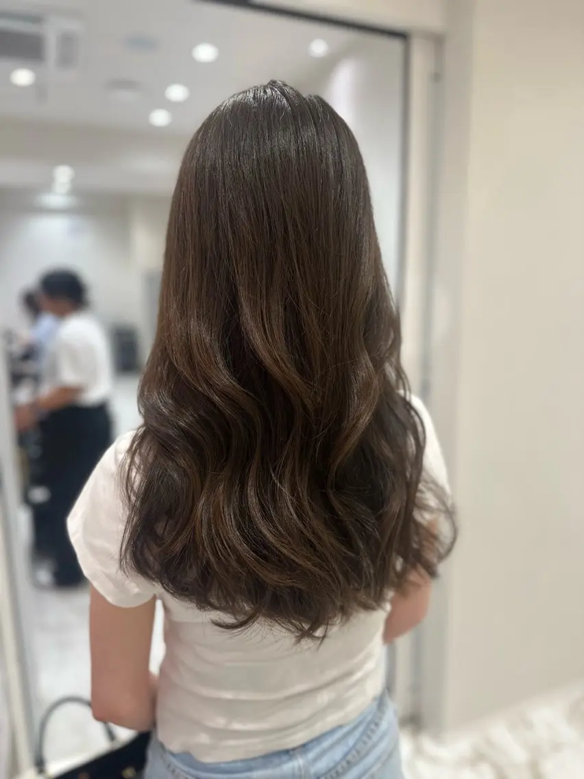 ロング カラー カット ヘアカラー トリートメント 韓国レイヤー✨ yasuko銀座のヘアスタイル