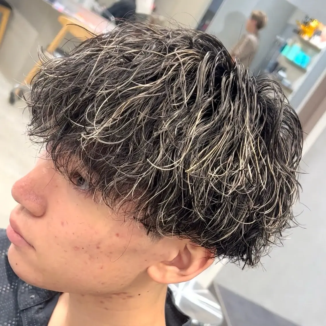 ミディアム カラー ヘアアレンジ メンズ fifth 石川 凪のヘアスタイル