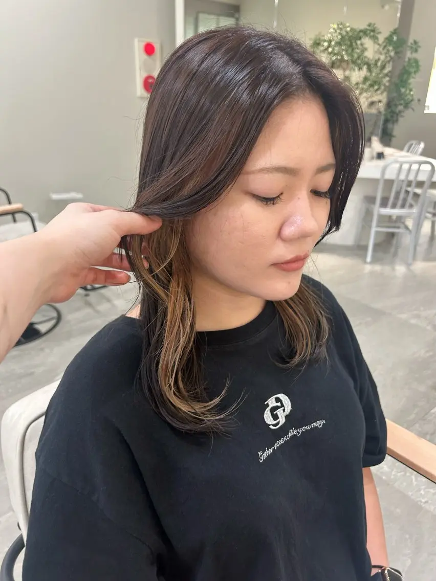 セミロング カラー ヘアカラー 透明感カラー レイヤー/むつきのヘアスタイル
