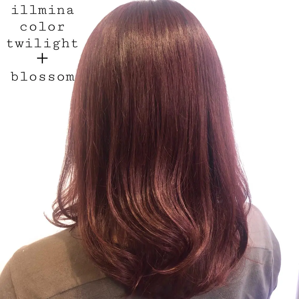 セミロング カラー イルミナカラー 似合わせカラー✨人気 荻窪🌈川端風子のヘアスタイル