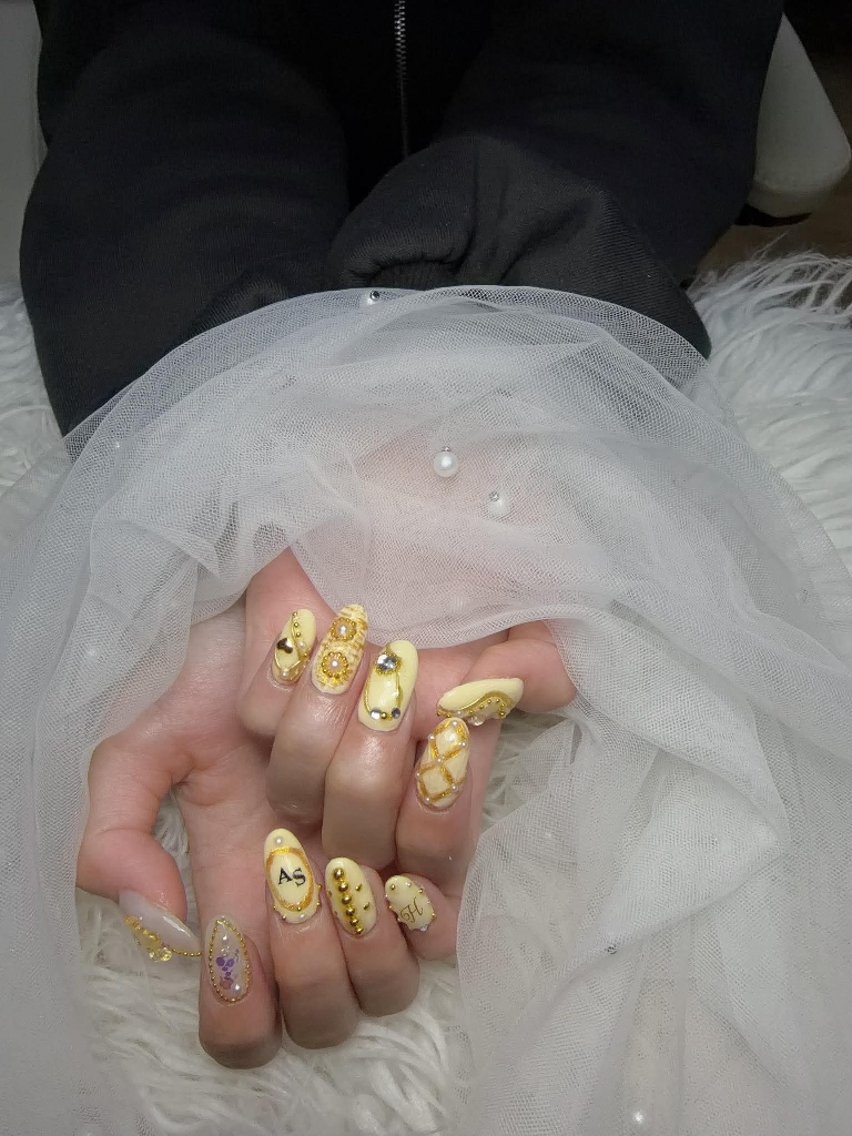ネイル Queen Nail 研修生のネイルデザイン