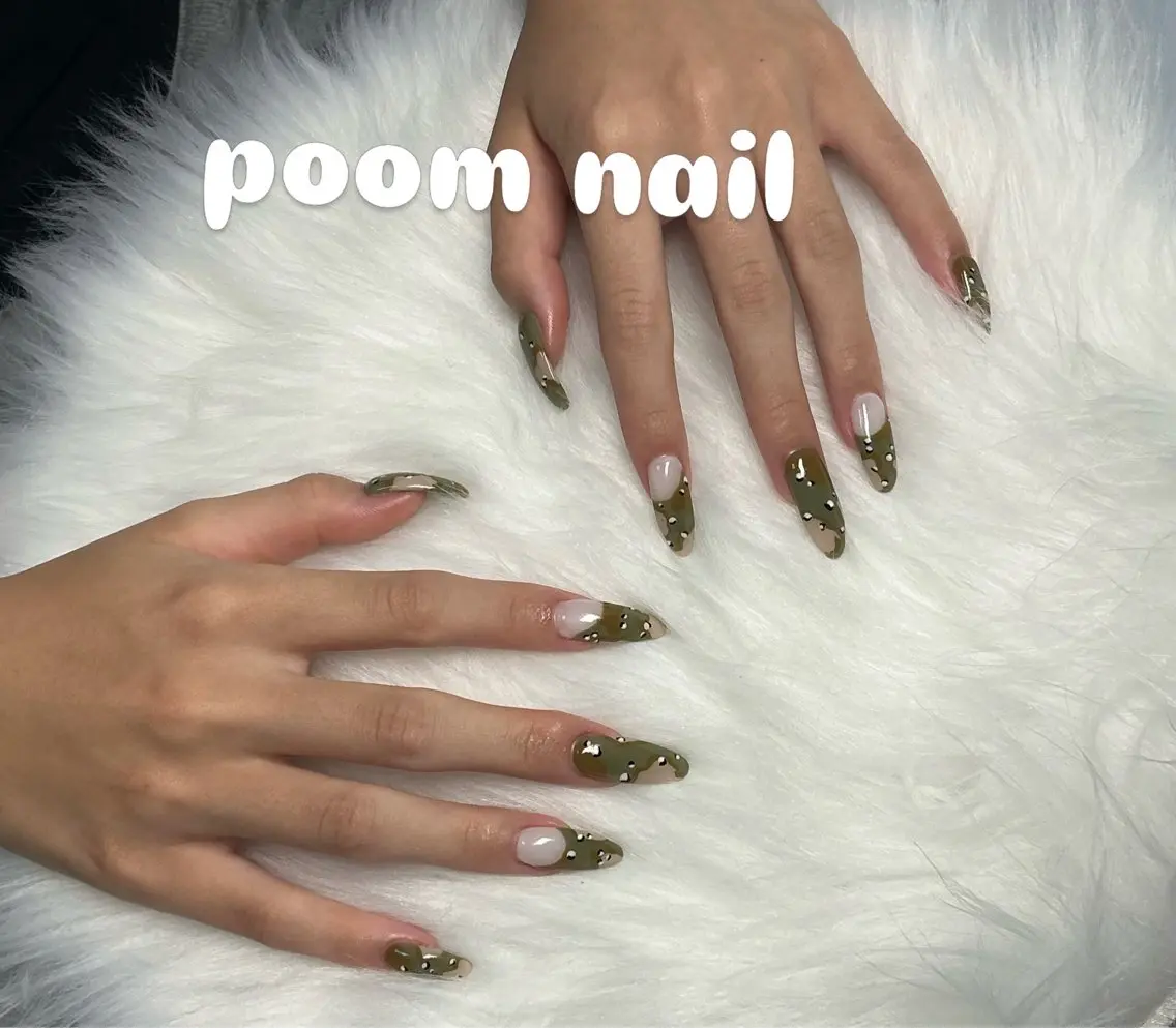 ネイル フレンチネイル ロングネイル ハンドネイル poom nailのネイルデザイン