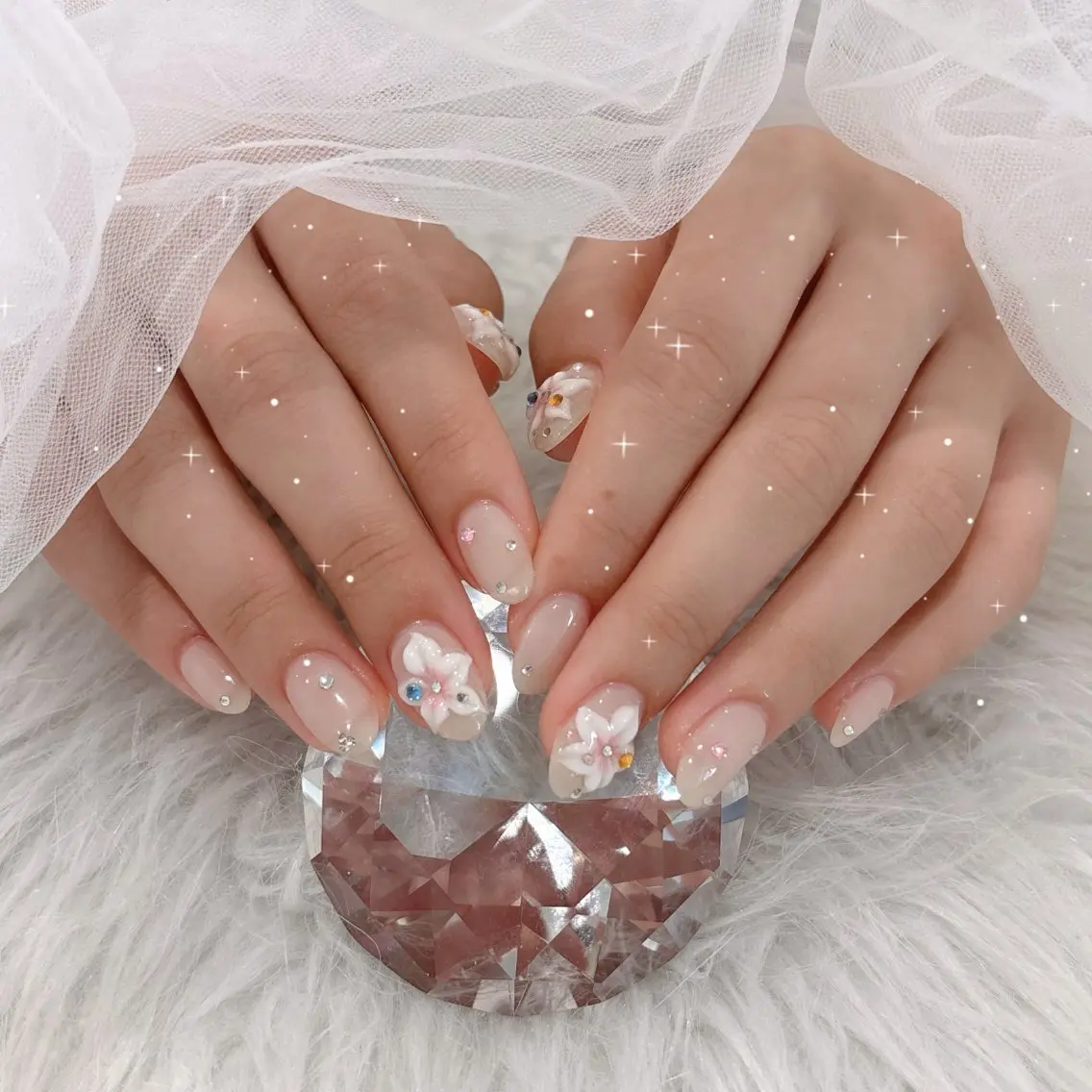ネイル ハンドネイル EmaNail⟡.· Honokaのネイルデザイン