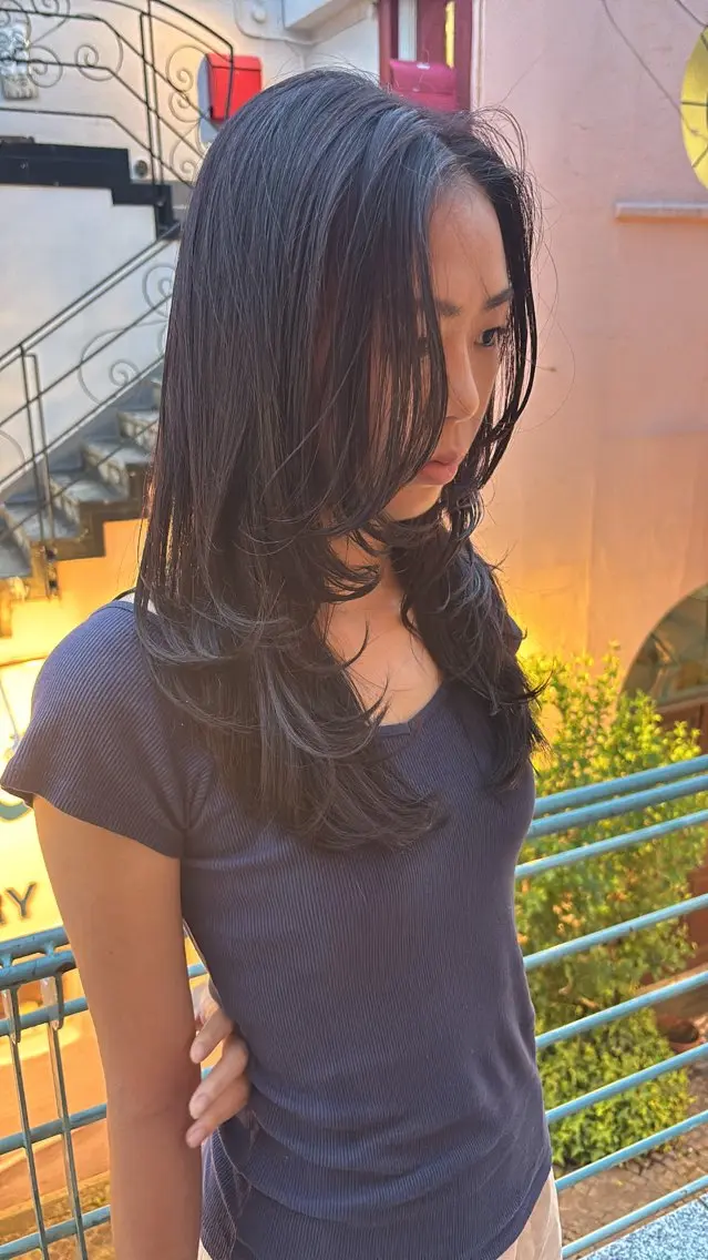 ロング 軍司 美夏のヘアスタイル