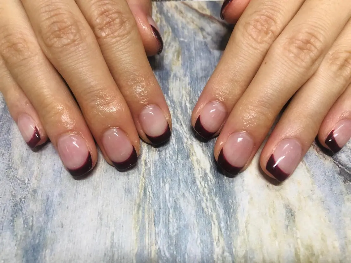 ネイル フレンチネイル mogunail &blowのネイルデザイン