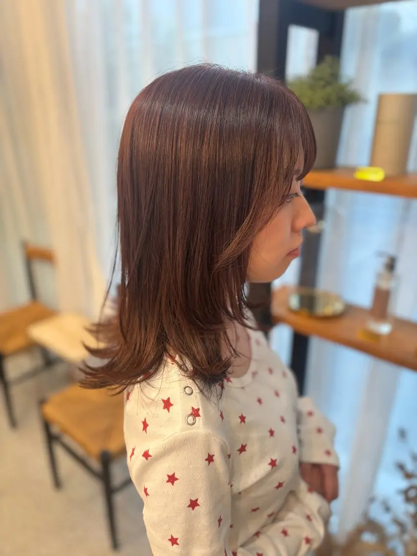 ミディアム カラー ブラウンカラー ピンクカラー ピンクブラウン レイヤーカット カット ヘアカラー NONOKA Zina千早店のヘアスタイル