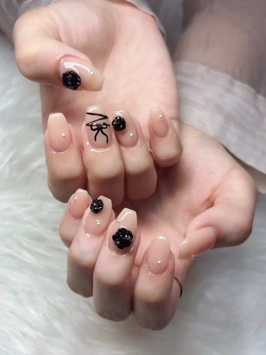 ネイル 💅ネイルハウス🏡 🎀TOMO🎀のネイルデザイン