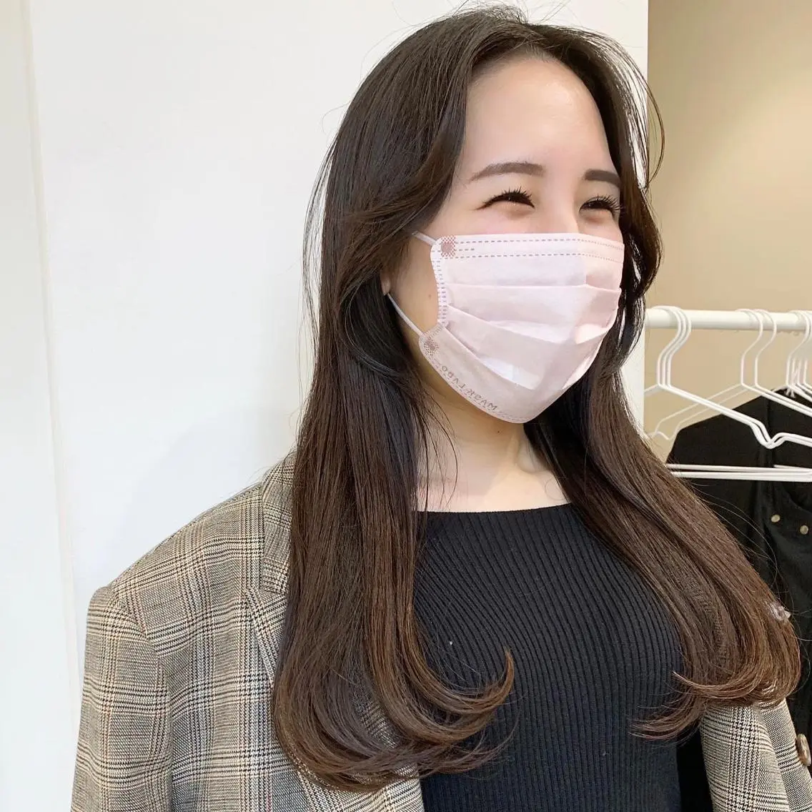 ロング オチ ハナのヘアスタイル