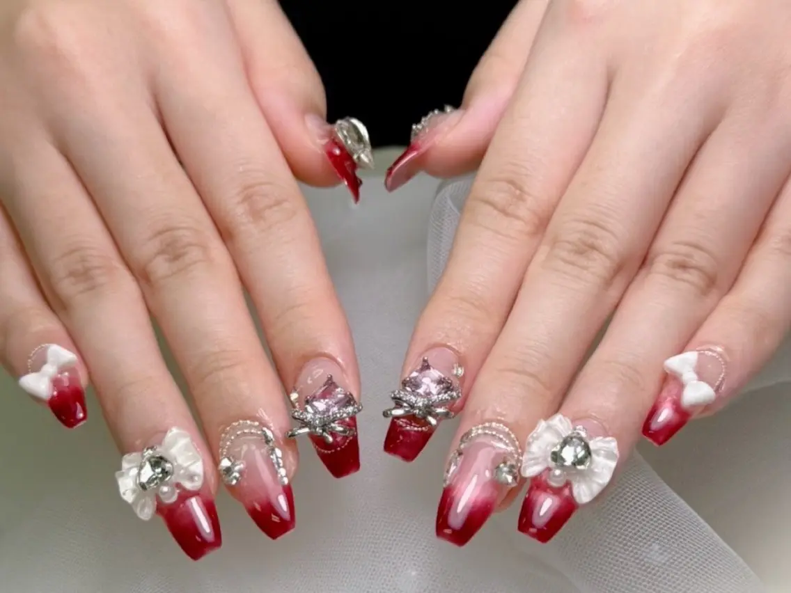 ネイル ハンドネイル lucky nail 歌舞伎町のネイルデザイン