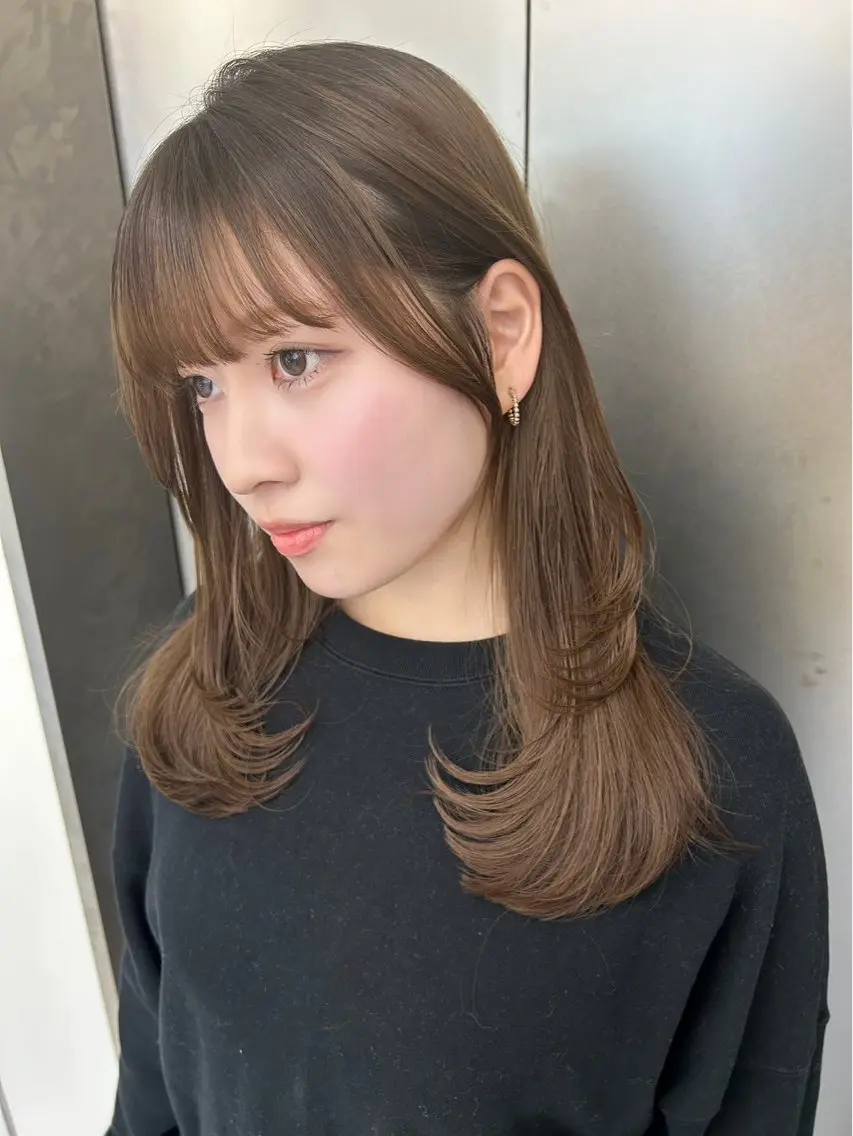 ミディアム カット ヘアカラー AISA viewNAGOYAの眉毛・アイブロウイメージ