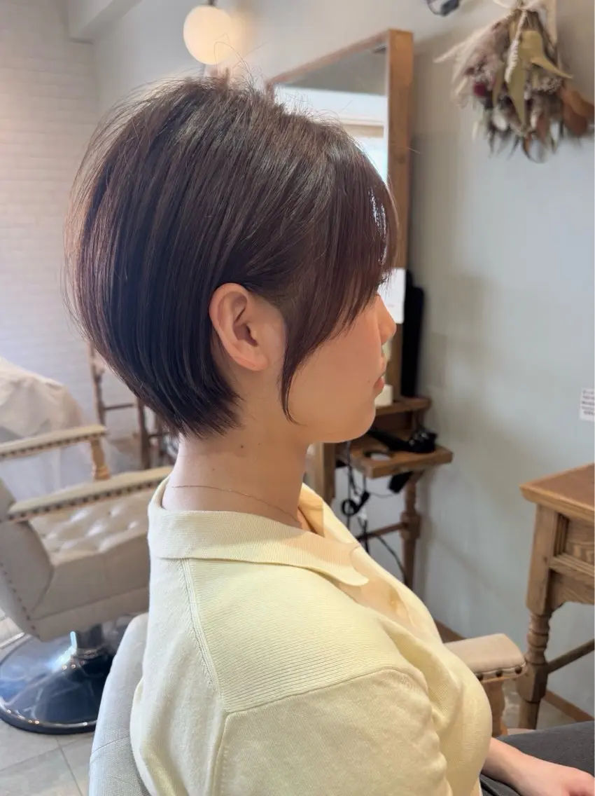 ショート ヘアカラー 寺田 陽菜のヘアスタイル
