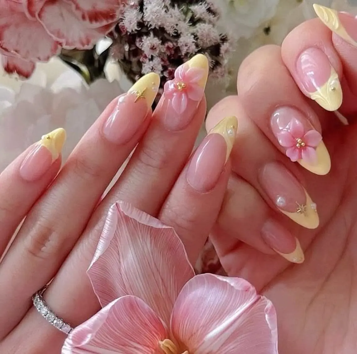 ネイル キラキラネイル 韓国ネイル ロングネイル シンプルネイル ワンホンネイル ハンドネイル Rina Nail.Novaのネイルデザイン