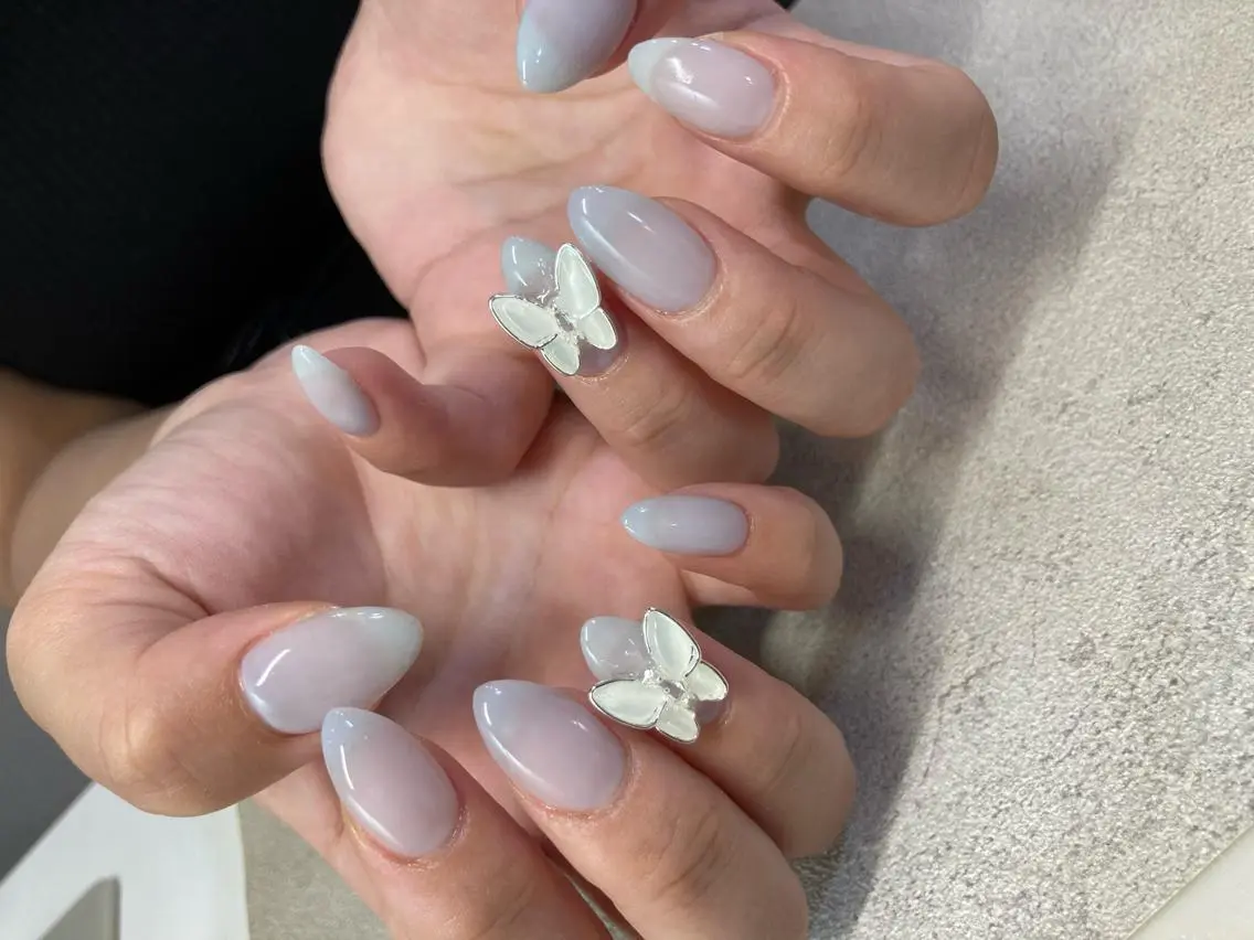 ネイル elu :nail&eyeのネイルデザイン