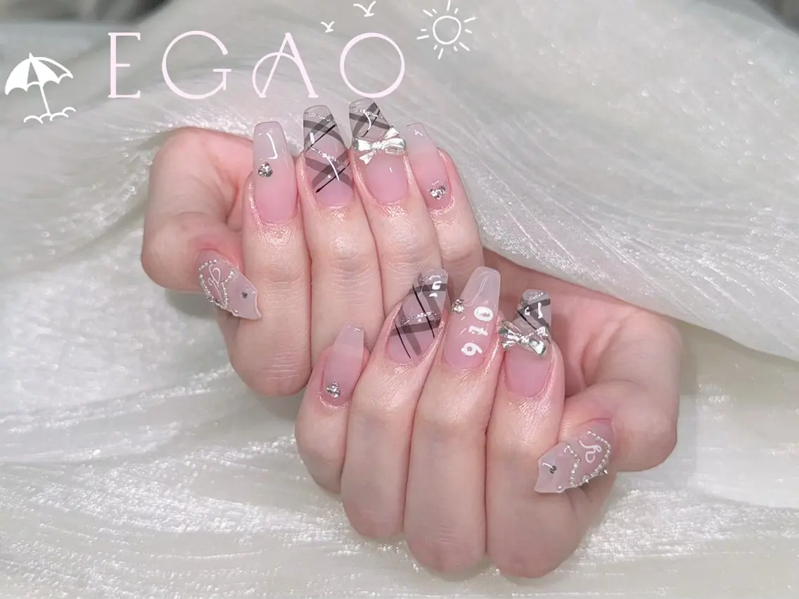 ネイル アートネイル フットネイル フレンチネイル ジェルネイル グラデーション ハンドネイル EGAO NAIL 錦糸町店のネイルデザイン