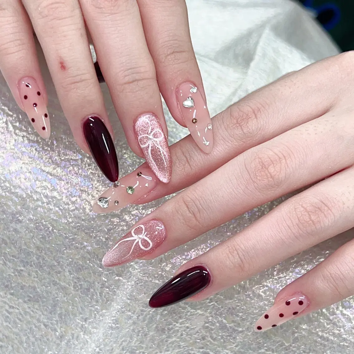 ネイル アートネイル グラデーション キラキラネイル ニュアンスネイル オフィスネイル ハンドネイル 長いだし/スカルプ/ パラシェルN.oneのネイルデザイン