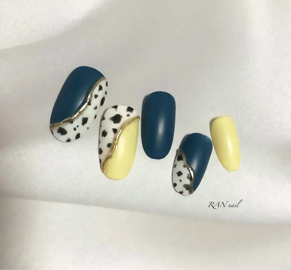 ネイル アニマル柄 フットネイル マットネイル オフィスネイル 冬ネイル ハンドネイル フットネイル RAN nailのネイルデザイン