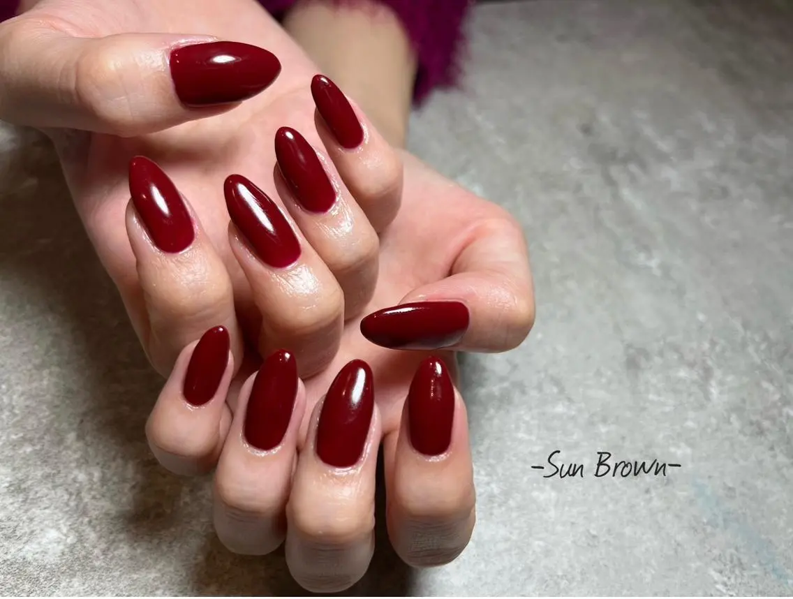 ネイル Sun Brown サンブラウンのマツエク・マツパデザイン