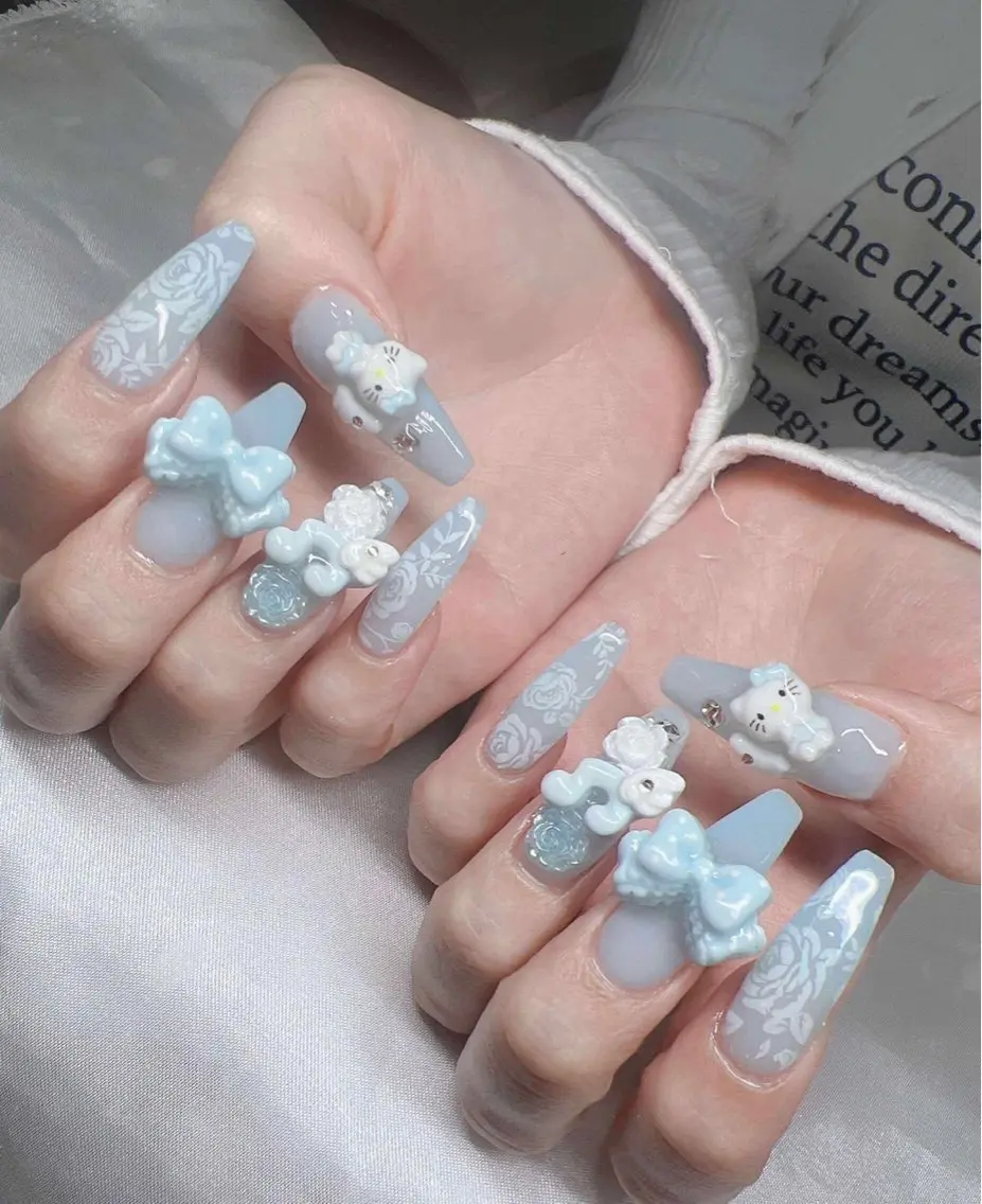 ネイル 長さ出し グラデーション キラキラネイル マグネットネイル ニュアンスネイル Lee Ainのネイルデザイン