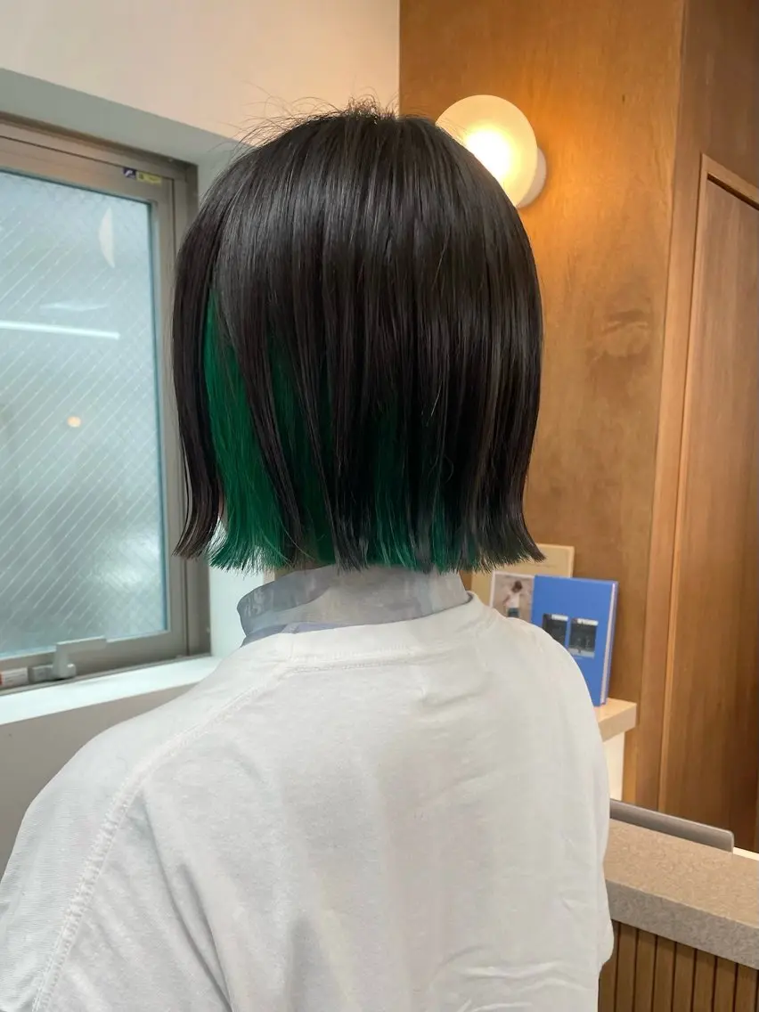 ショート カラー カット ヘアカラー トリートメント 透明感・艶カラー/ 坂田友梨奈のヘアスタイル