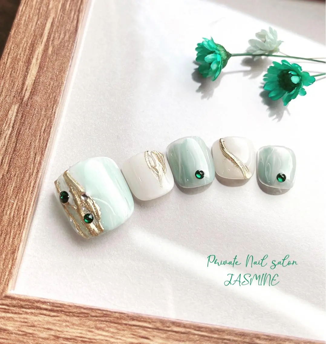 ネイル フットネイル 夏ネイル Nail salon JASMINEのネイルデザイン
