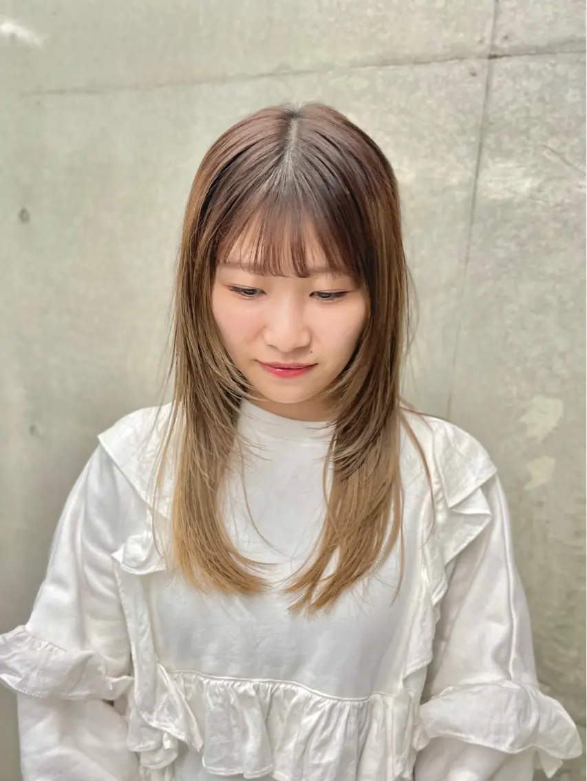 ロング アッシュ ボブ くびれヘア 顔まわりレイヤー ハイライト 表参道/髪質改善/ 髪質改善カラー/遠藤のヘアスタイル