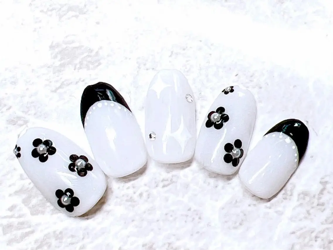 ネイル ハンドネイル Nail JuAR ⭐︎SAKINEのネイルデザイン