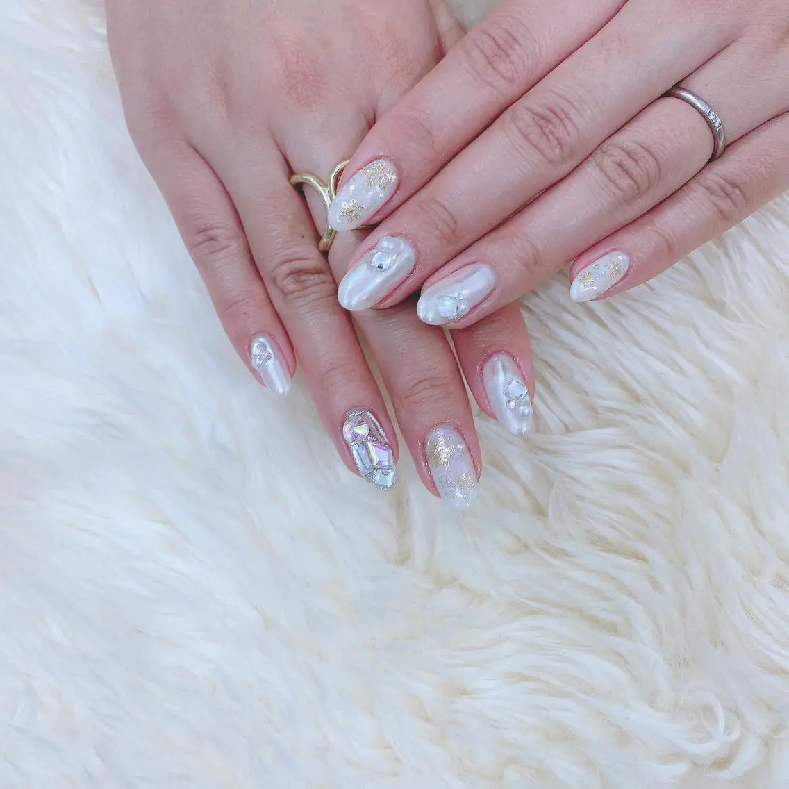 ネイル キラキラネイル 冬ネイル ハンドネイル SOL NAILのネイルデザイン