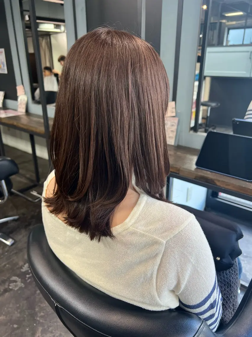 セミロング レイヤーカット カット ヘアカラー 💘札幌クロスパーマ 髪質改善💘rinaのヘアスタイル