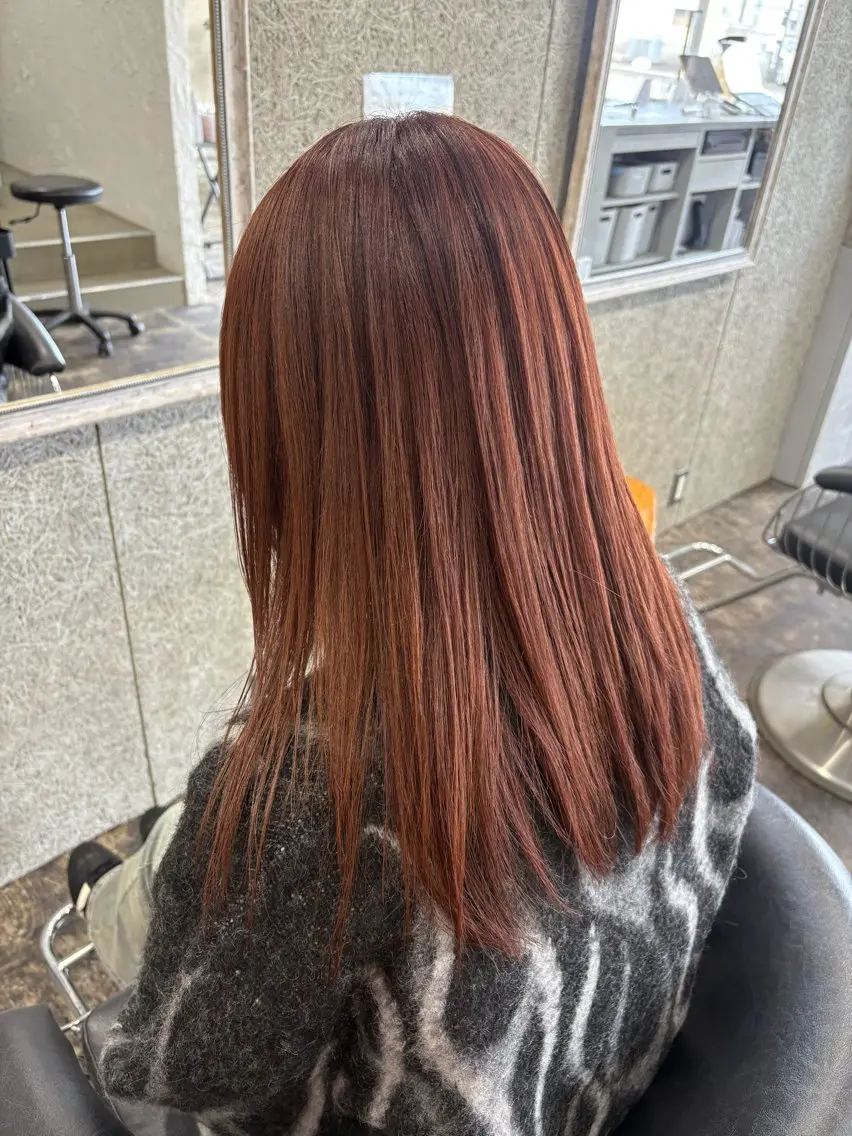 カラー ブリーチ ブラウンカラー オレンジ オレンジブラウン KUBO HADUKIのヘアスタイル