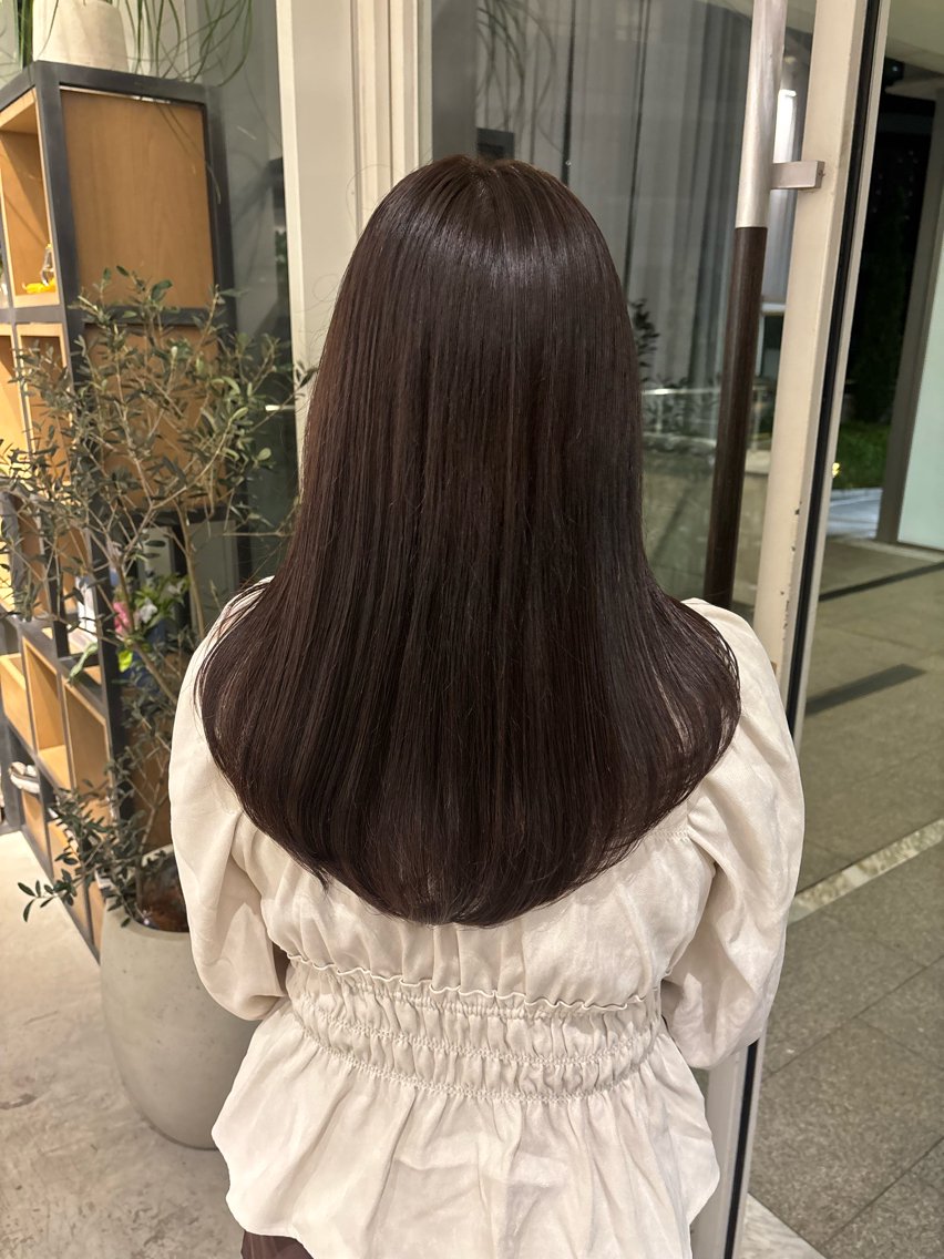 ロング ヘアカラー OTA YUKIのヘアスタイル