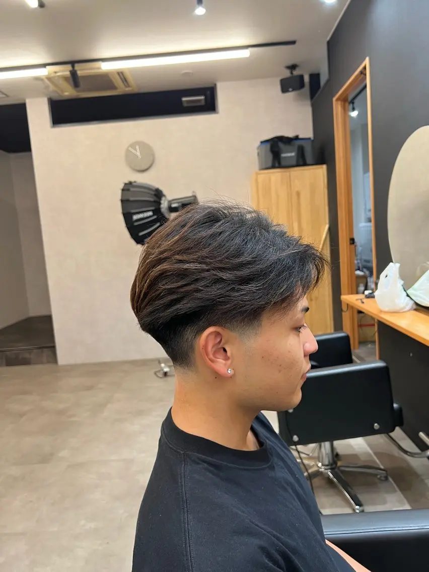 パーマ メンズ フェードカット メンズパーマ メンズ特化🪽 川島豪瑠のヘアスタイル