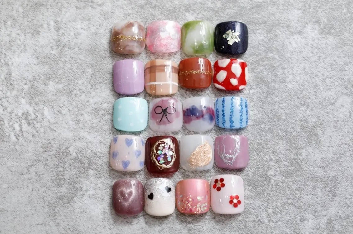 ネイル アートネイル フットネイル フットネイル nefureru nailsalonのネイルデザイン