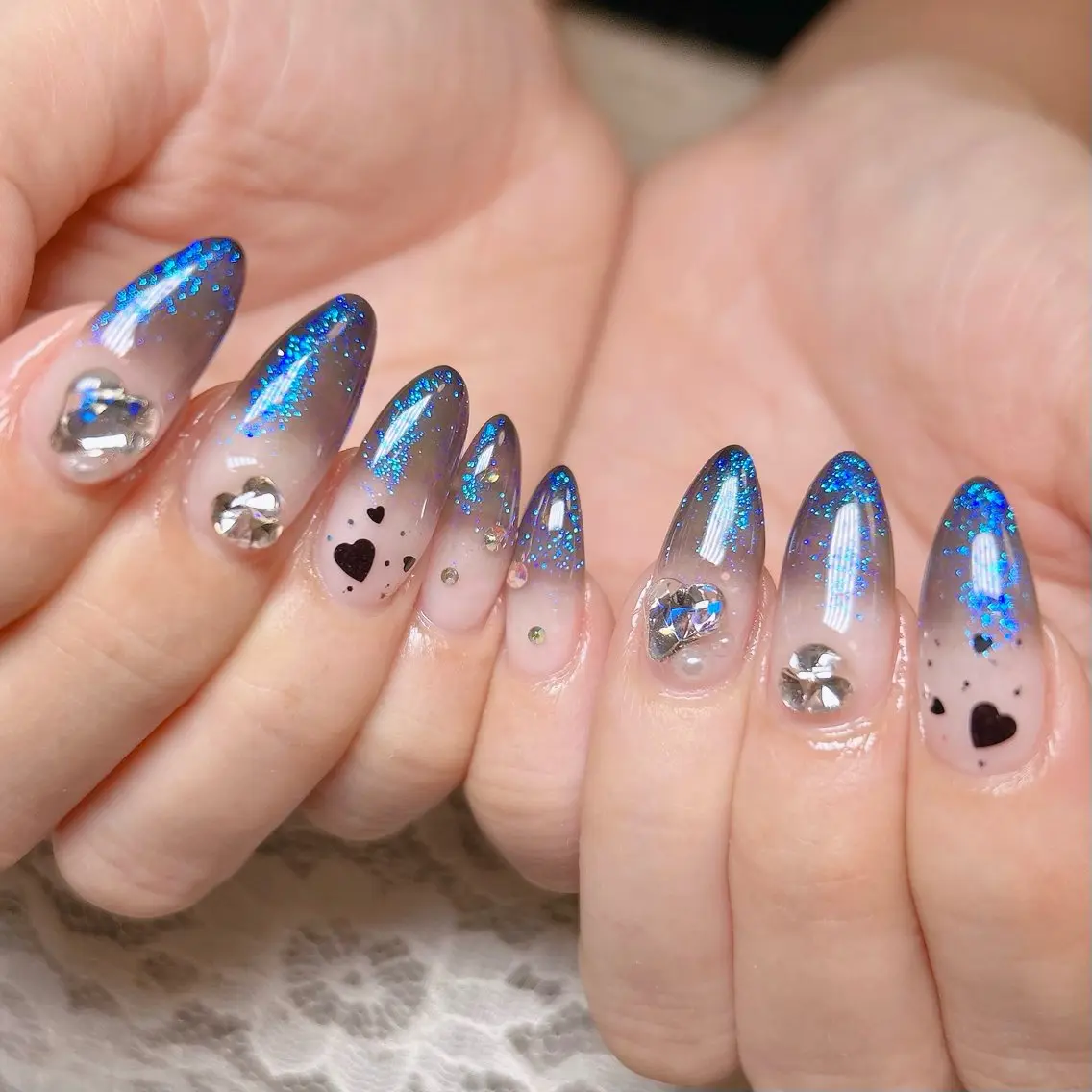 ネイル アートネイル クリアネイル ロングネイル ミラーネイル ニュアンスネイル ハンドネイル nail salon iroatsumeのネイルデザイン