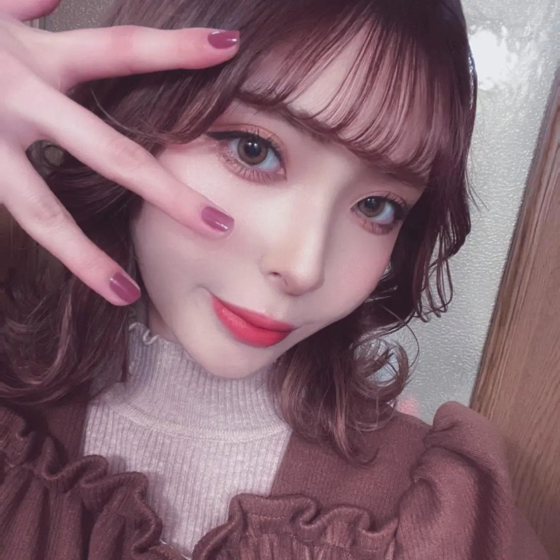 ミディアム カット ヘアカラー トリートメント 顔周りレイヤー/新宿 /モテ艶カラー/航介のヘアスタイル