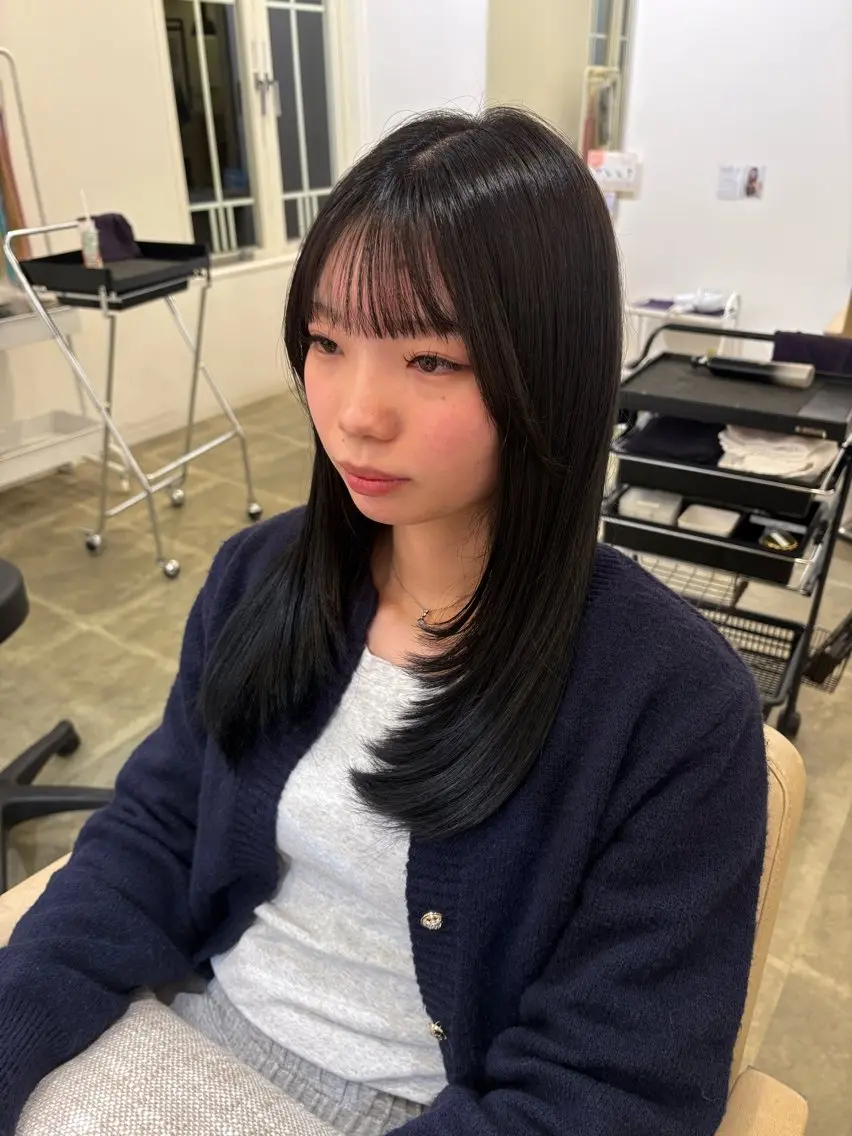 セミロング くびれヘア レイヤーカット MAHAE 中司のヘアスタイル