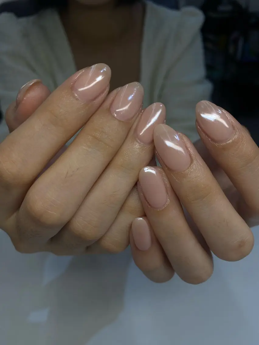 ネイル ミラーネイル Li'a AYAKAのネイルデザイン