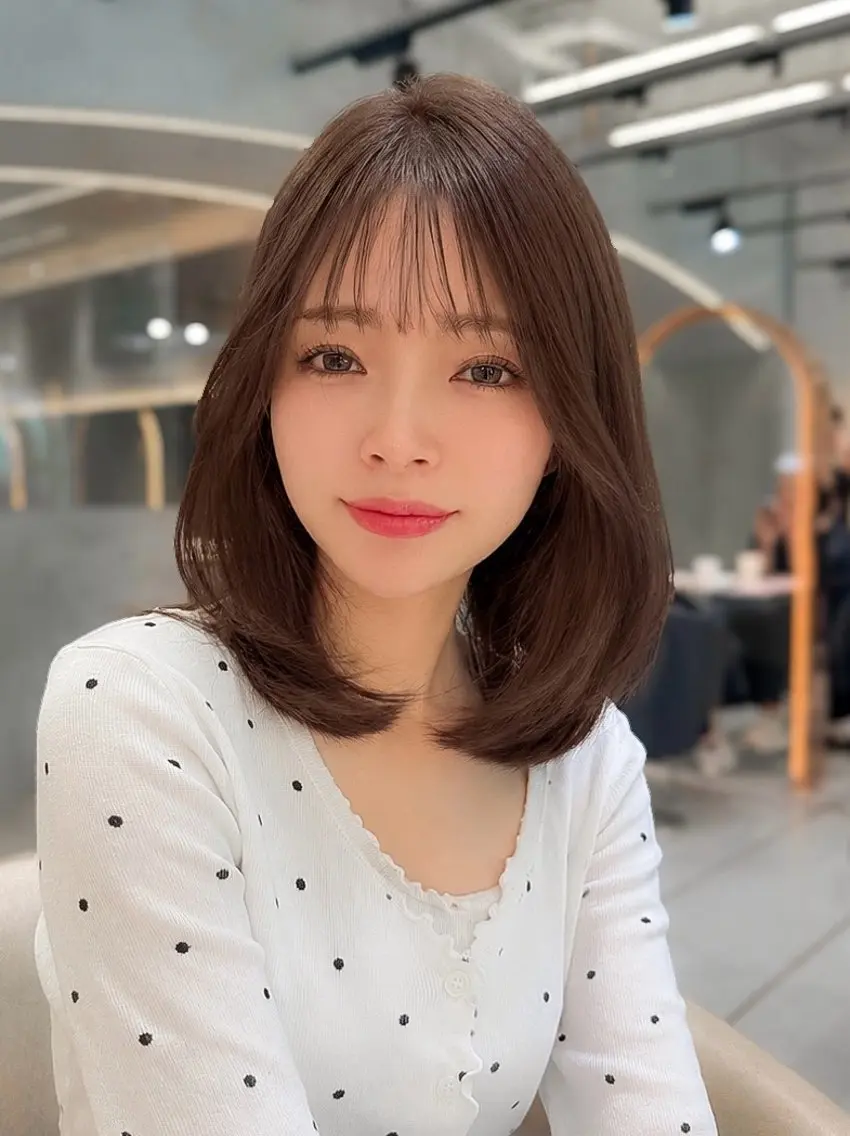 ミディアム カット ヘアカラー トリートメント ヘッドスパ ヘアセット Lond enikaのヘアスタイル